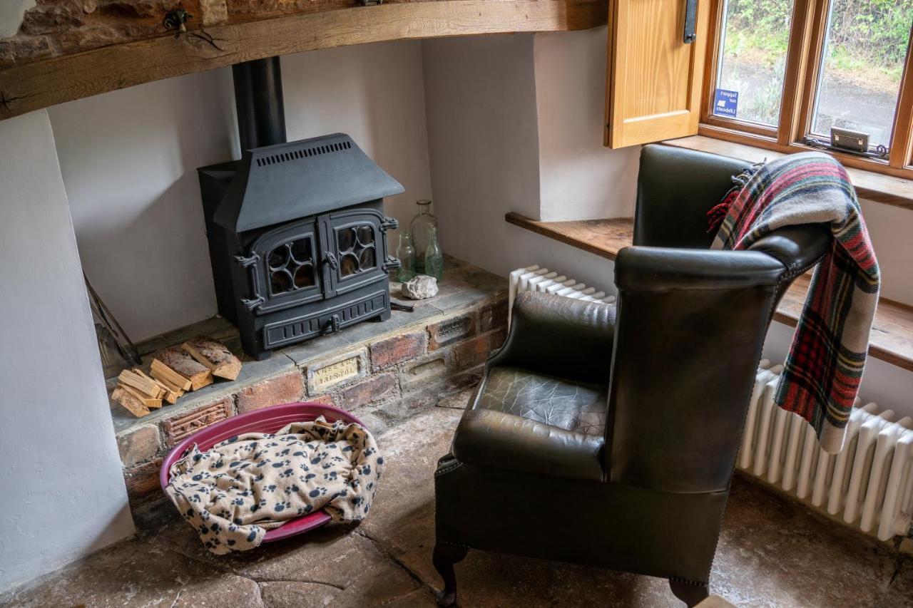 Woodview - Cosy 1840S Cottage In Chew Valley And Mendip Aonb Compton Martin Eksteriør billede